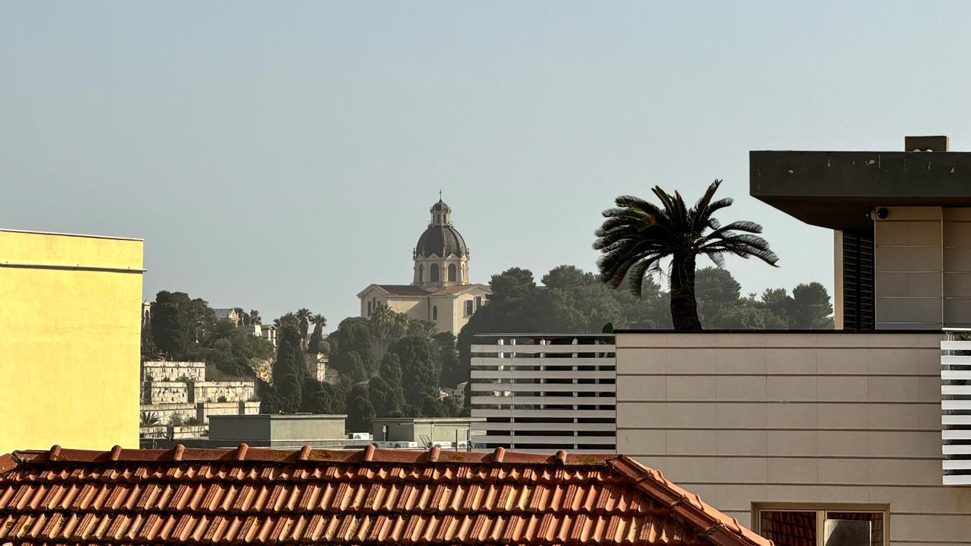 Lucifero View Apartment-Cagliari Ngoại thất bức ảnh